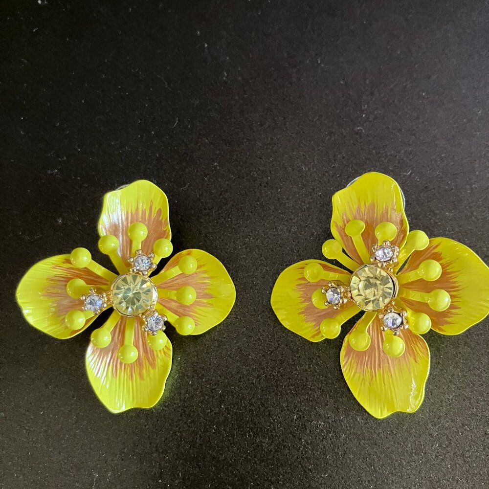 Yellow - pierced cloissanne earrings